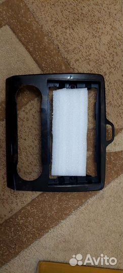 Рамка магнитолы Ford Focus 2
