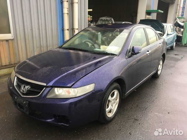 Стекло двери переднее правое Honda Accord CL7 K20A