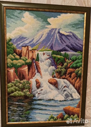 Картина вышитая крестиком, ручная работа