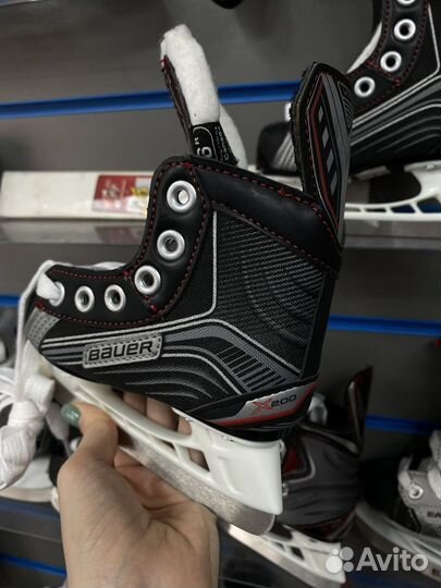 Коньки хоккейные bauer vapor X200 YTH Y6R