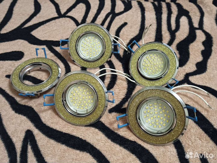 Светильник потолочный