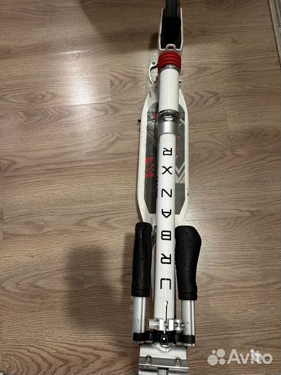 Самокат urban XR белый (ST-8177XR)