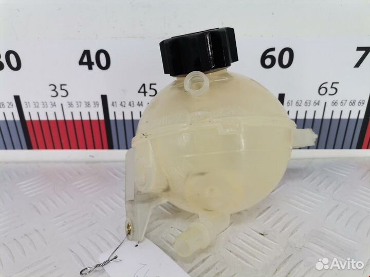 Бачок расширительный Citroen C4 Picasso 2008