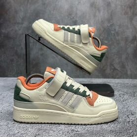 Кроссовки женские Adidas Forum