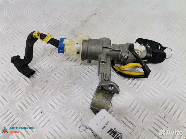 Замок зажигания Hyundai Tucson 2005