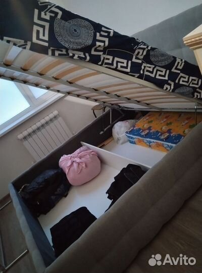 Кровать двухспальная, арпедический матрас