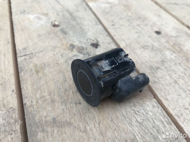 LADA Vesta Датчик парковки