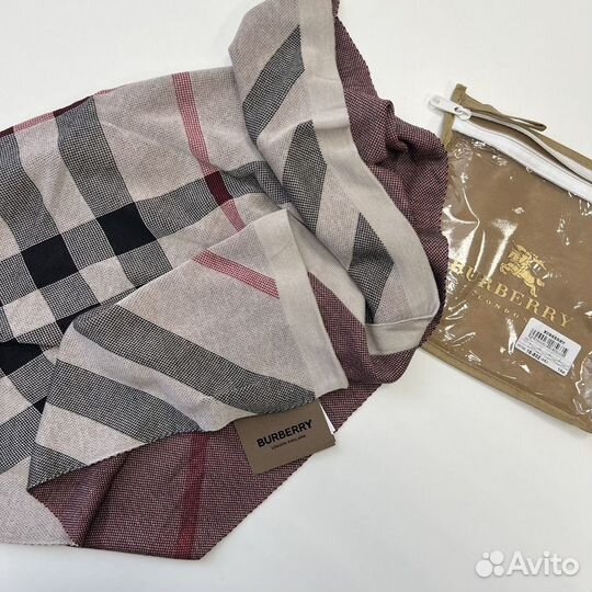 Тоненькое одеалко для малышей Burberry