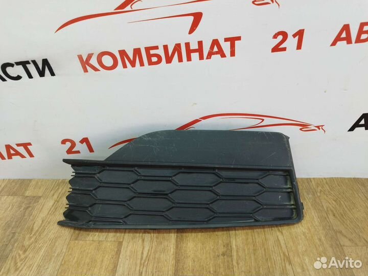 Заглушка птф левая Skoda Rapid 2