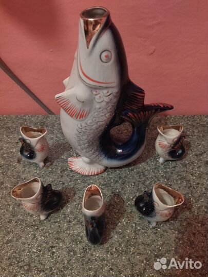 Штоф СССР графин и стопки рыбы