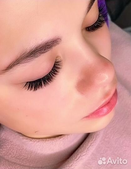 Наращивание, ламинирование ресниц