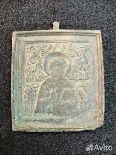 Старинная литая икона 