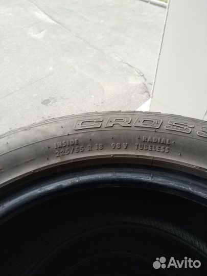 Continental CrossContact UHP E 225/55 R18 98V