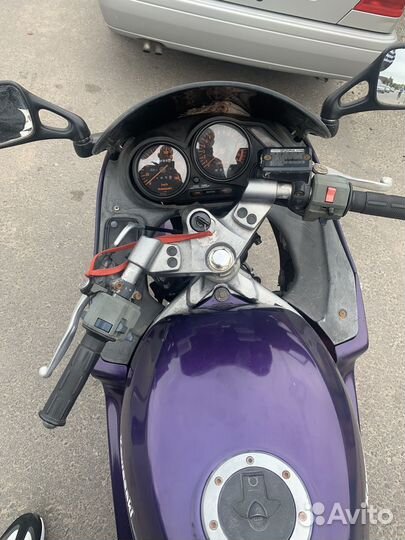Kawasaki ZZR