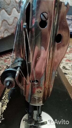 Швейная машина Singer