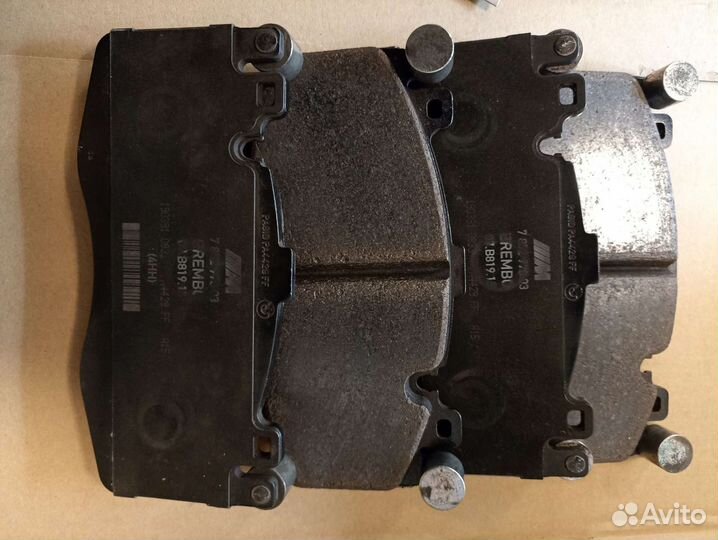 Передние тормазные колодки BMW F15:16 М