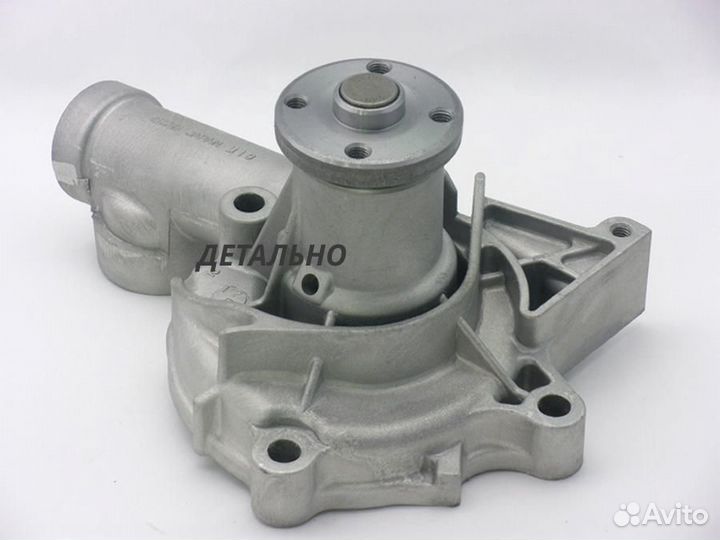 Насос водяной Mitsubishi