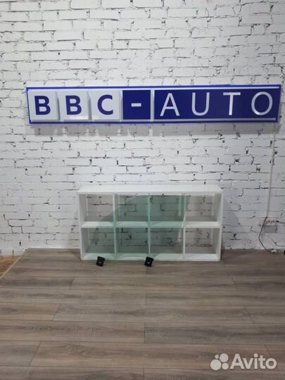 Стекло двери переднее левое Land Rover Range Rover