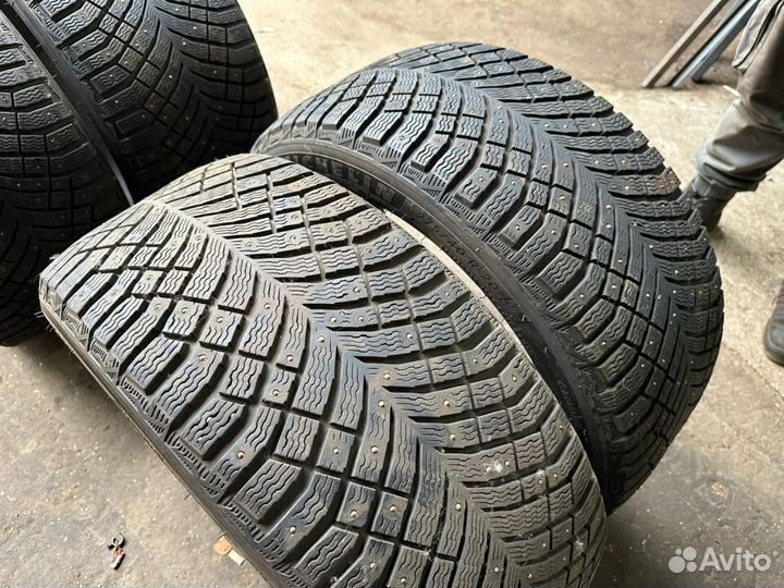 Michelin X-Ice North 4 SUV 275/40 R20 и 315/35 R20 106T