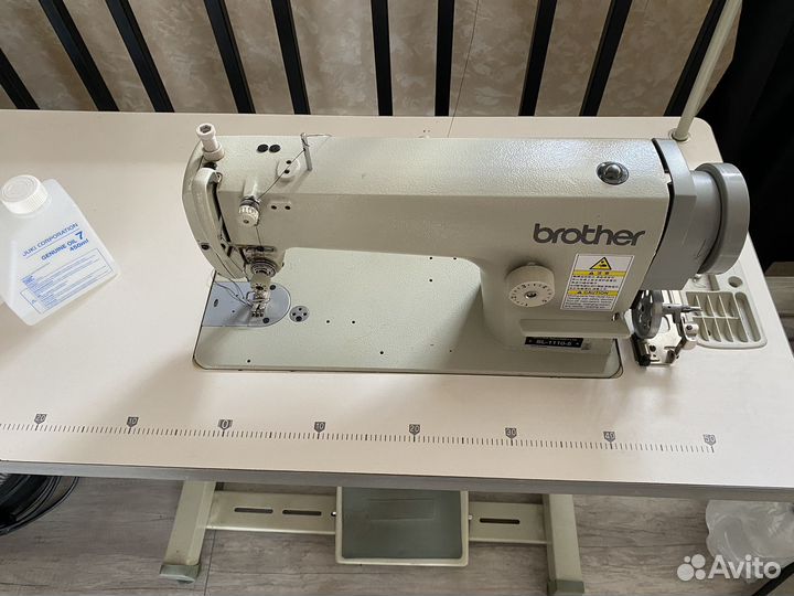 Швейная машинка Brother SL-1110-5 (промышленная)