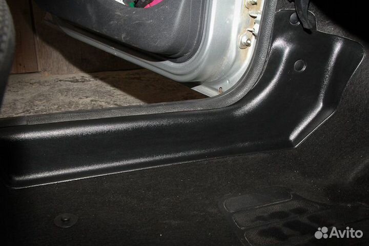 Накладки на ковролин Рено Логан 2004-2014