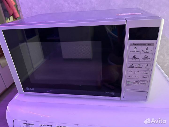 Продам многофункциональную микроволновую печь LG