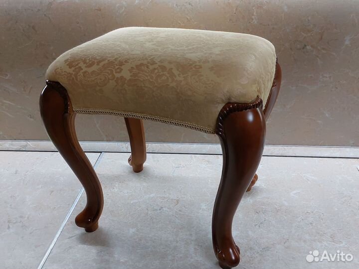 Стул табурет пуфик