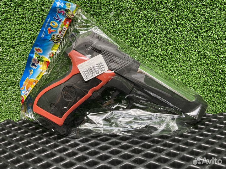 Пневматический пистолет детский из пластика
