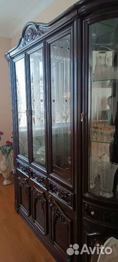 Горка с комодом