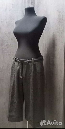 Бронь. Шорты женские деловые