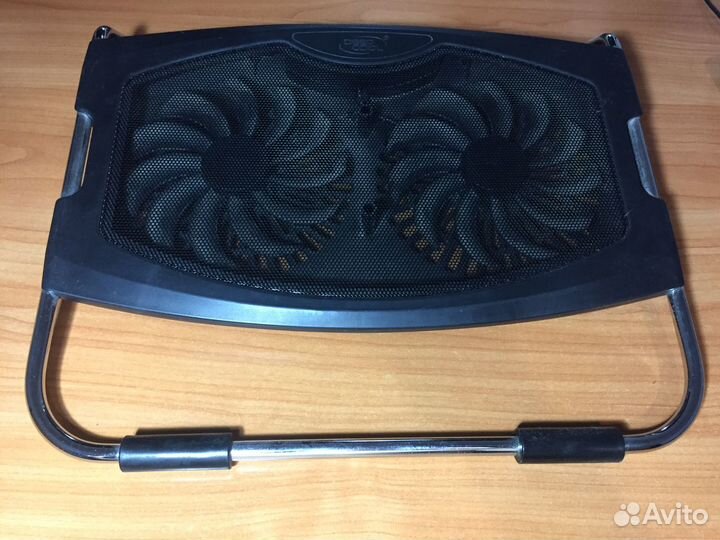 Подставка под ноутбук