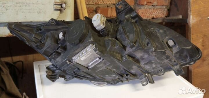 Фара левая рено лагуна 3 ксенон