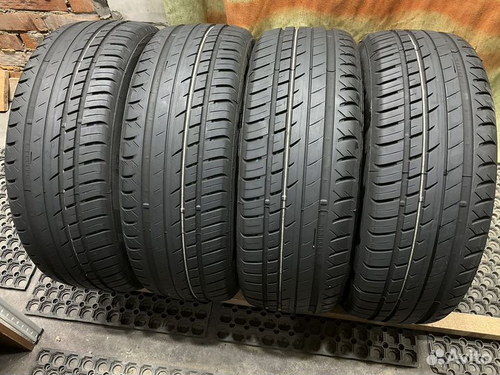 Viatti Strada Asimmetrico V-130 205/55 R16