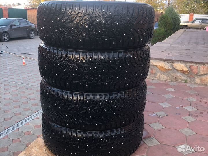 Nokian Tyres Hakkapeliitta 9 SUV 235/60 R18