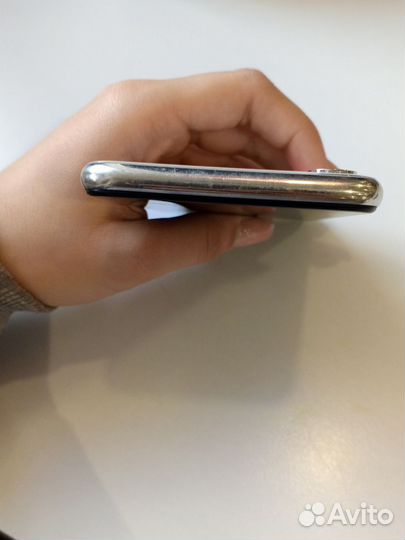 iPhone X, 64 ГБ
