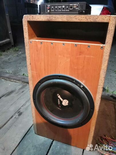 Колонки в авто