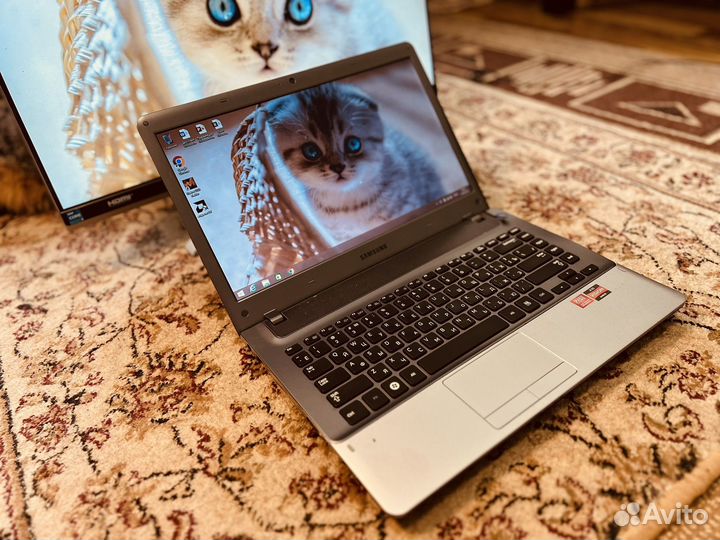 Мощный Ноутбук Samsung Amd A10/6гб/2 видюхи