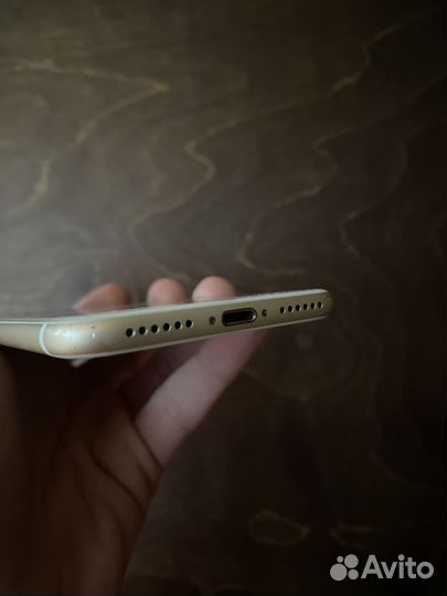 iPhone 7, 32 ГБ