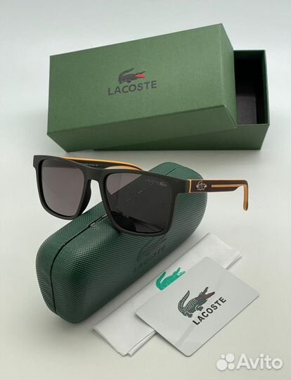 Солнцезащитные очки lacoste