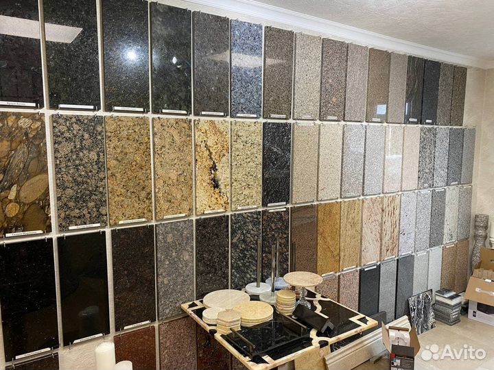 Столик мрамор в стиле лофт