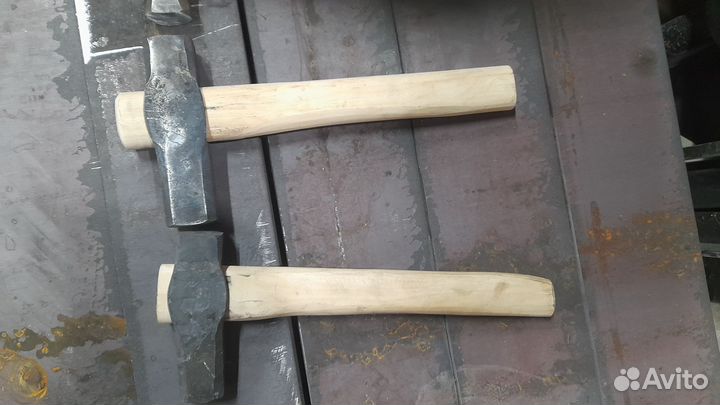 Молоток японского типа