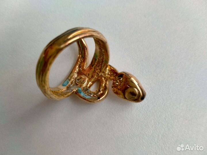 Серебряное кольцо