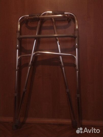 Ходунки для взрослых инвалидов