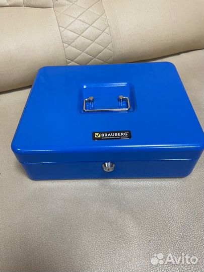 Ящик для денег, ценностей, печатей