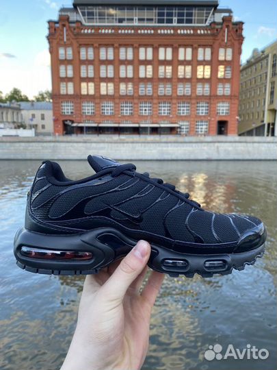 Nike air max tn plus triple black оригинал