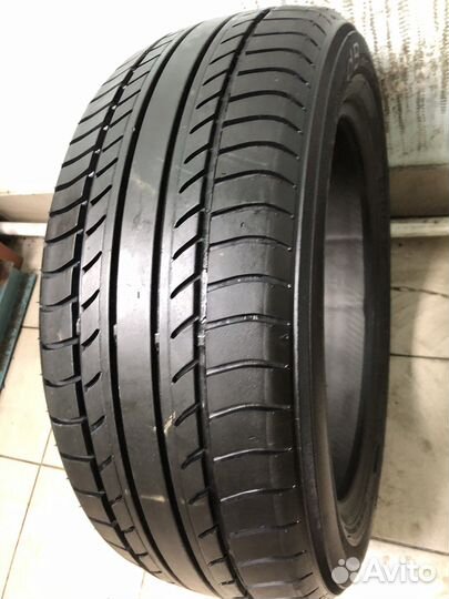 Yokohama BluEarth E70 215/55 R17