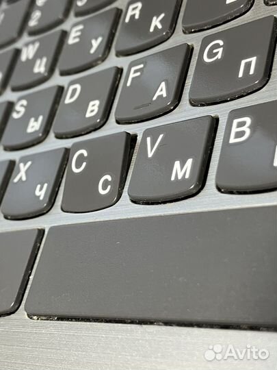 Ноутбук lenovo