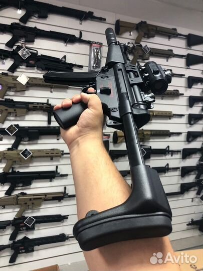 Страйкбольный пистолет-пулемет Cyma H&K MP5J