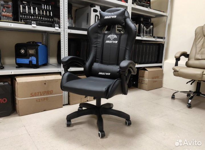 Компьютерное кресло игровое