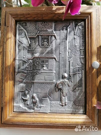 Ключница, олово/дуб, старая германия